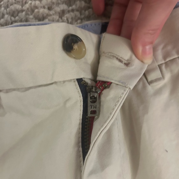 Tommy Hilfiger Men's Cream Chinos - Picture 3 of 7